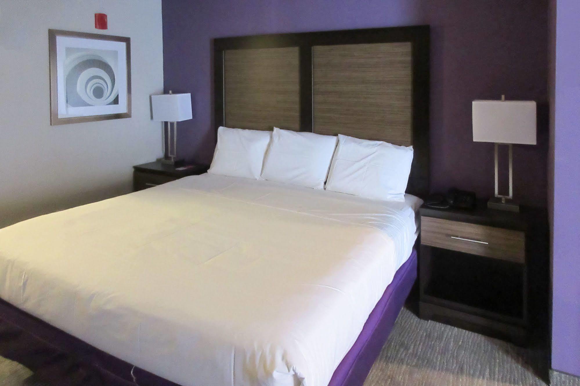 Econo Lodge Inn & Suites North Little Rock Near Riverfront Zewnętrze zdjęcie